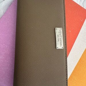 Henri Bendel Brown wallet